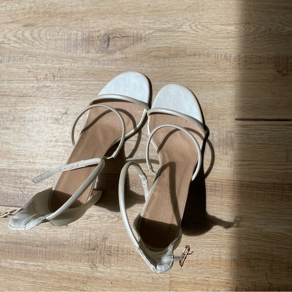 Show Me Your MuMu IVORY Block Heel - Picture 7 of 8